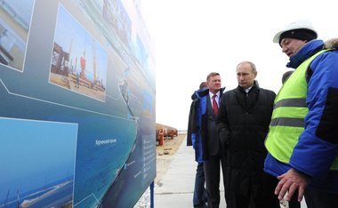 Владимир Путин предложил создать в Керчи музей артефактов с территории строительства моста в Крым